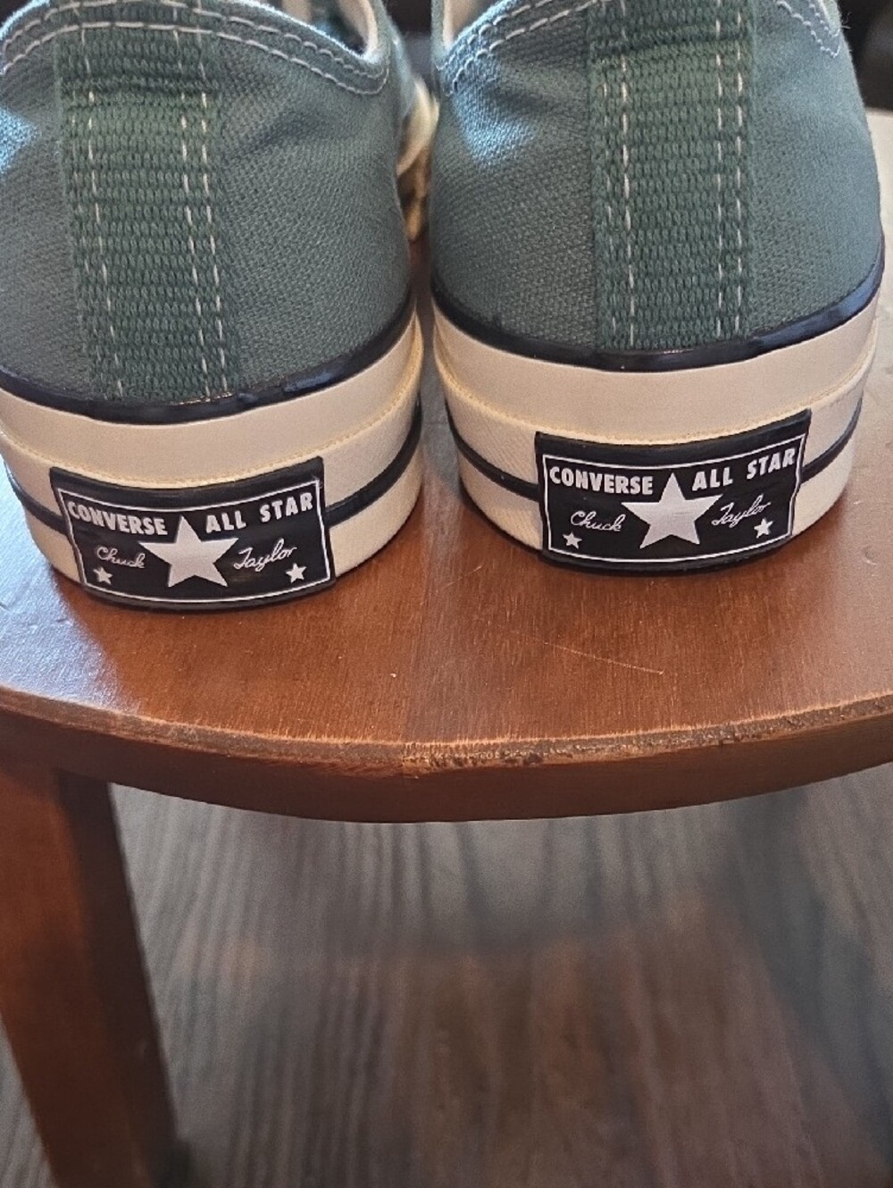 Brand New Converse Chuck Taylor Low Top Sneakers In RARE Medium Green Sz 5.5/7.5 - Picture 3 of 5